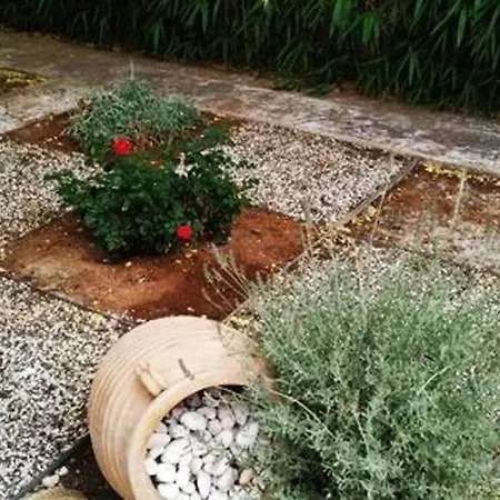 νεοκλασική κατοικία, μοναδικής αισθητικής.. Apartamento Corinto